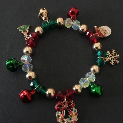 Cute holiday Christmas Crystal beaded charm stretch bracelet