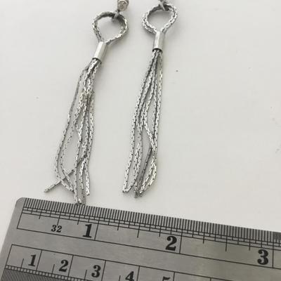 Silver tone dangle beautiful earrings