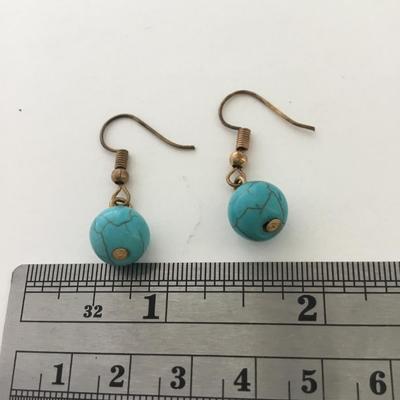 Blue howlite type dangle fashion earrings