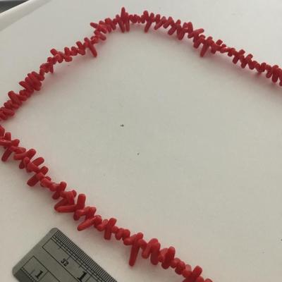 Red unique fashion long necklace