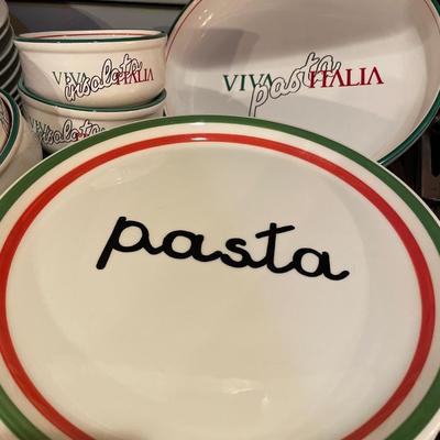 Pasta plates, and more
