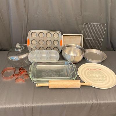 Baker’s Tools & Displays (LR-SS)