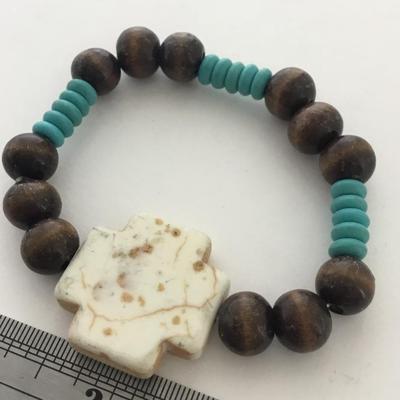 Stretchy fashion beaded bracelet
