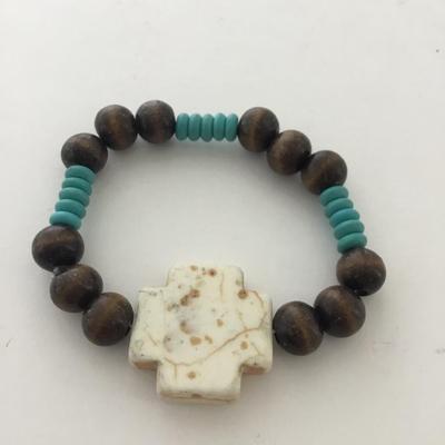 Stretchy fashion beaded bracelet