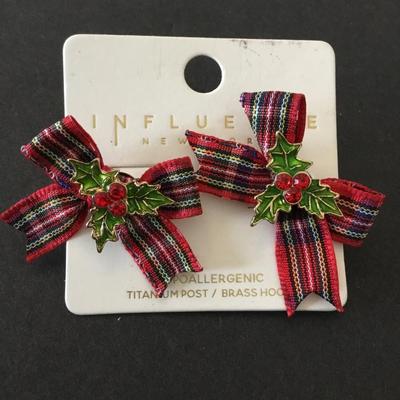 Plaid bows with Holly earrings. Very cute.