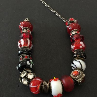 Vintage glass and metal bead bracelet