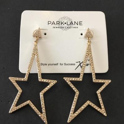 Beautiful Park-lane star statement, rhinestone earrings very beautiful
