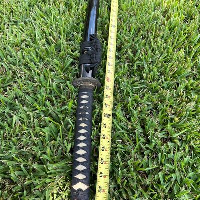 Katana Style Samurai Sword with Black Saya & Dragon Tsuba