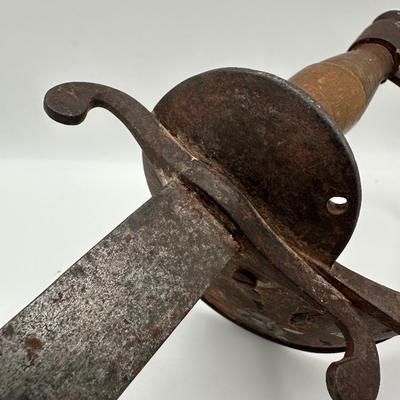 19th-Century Spanish Cavalry Sabre – Etched Blade & Floral Cup Guard (See description)