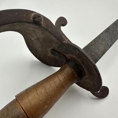 19th-Century Spanish Cavalry Sabre – Etched Blade & Floral Cup Guard (See description)