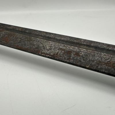 19th-Century Spanish Cavalry Sabre – Etched Blade & Floral Cup Guard (See description)