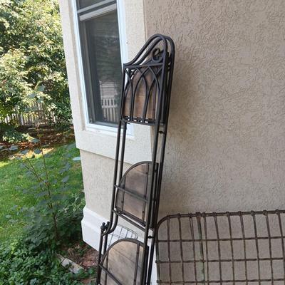 FOLDING CORNER SHELF AND 2 FLOWER POTS