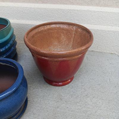 3 CLAY FLOWER POTS