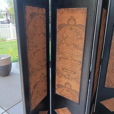 WORLD MAP 4 PANEL ROOM SCREEN