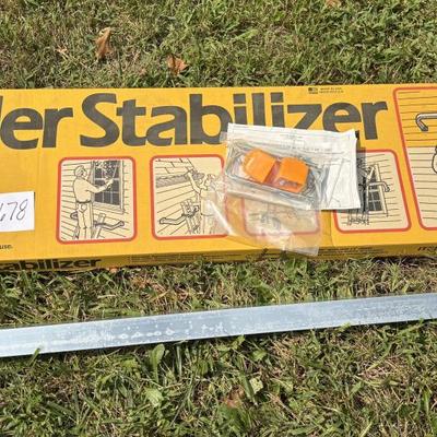 Ladder Stabilizer