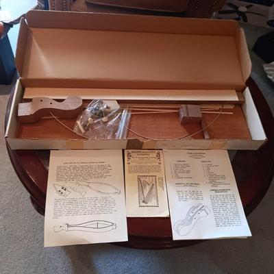 HUGHES DULCIMER KIT WITH INSTRUCTIONS