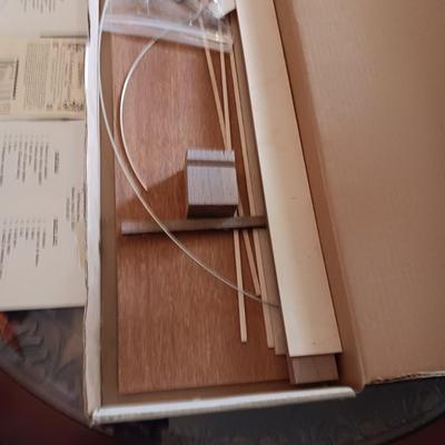 HUGHES DULCIMER KIT WITH INSTRUCTIONS