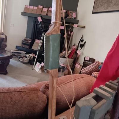 HANDCRAFTED STAND FOR SWORDS, SPEARS, BOWS, ETC AND A LARGE BOW, DRAGON SLAYER, FLAG AND POLE PLUS MORE
