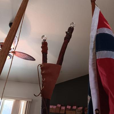 HANDCRAFTED STAND FOR SWORDS, SPEARS, BOWS, ETC AND A LARGE BOW, DRAGON SLAYER, FLAG AND POLE PLUS MORE