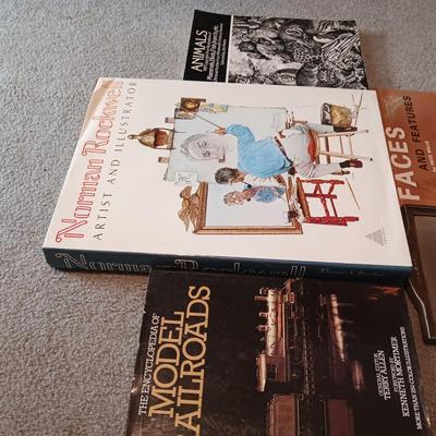 HUGE ILLUSTRATED NORMAN ROCKWELL BOOK AND OTHER BOOKS