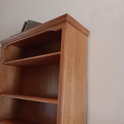 TALL WOODEN SHELF WITH ADJUSTABLE SHELVES