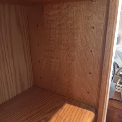 TALL WOODEN SHELF WITH ADJUSTABLE SHELVES