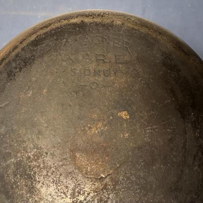 Cast Iron Wagner ware 8 Skillet