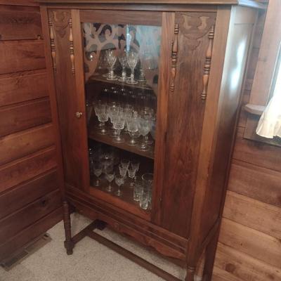 Antique Walnut Single Door Glass Front Hutch (No Contents)