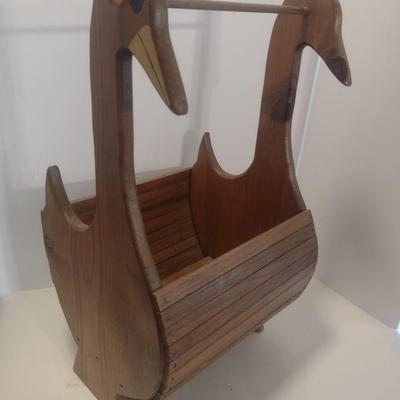 Folk Art Wood Duck Themed Round Belly Basket