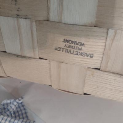 Crafted Oak Splint Wood Pic Nic Basket Basketville Putney, Vermont