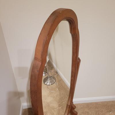 Wooden Standing Mirror and Footstool (UGB3-EL)