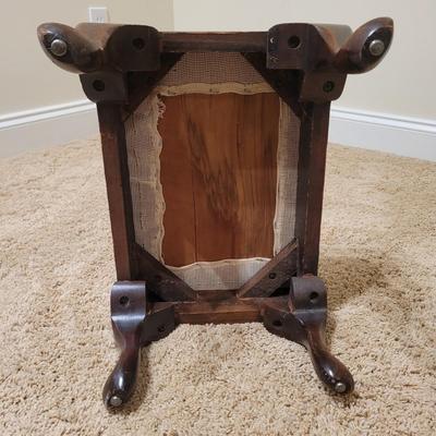 Wooden Standing Mirror and Footstool (UGB3-EL)