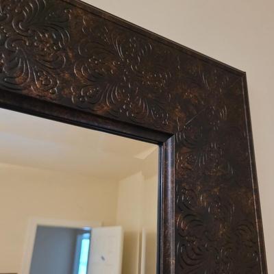 Large Embossed Design Beveled Wall Mirror (UGB3-EL)
