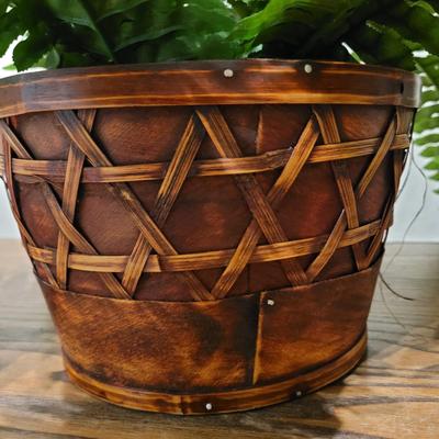Carved Wooden Sculptures and Faux Plants (UGB3-EL)