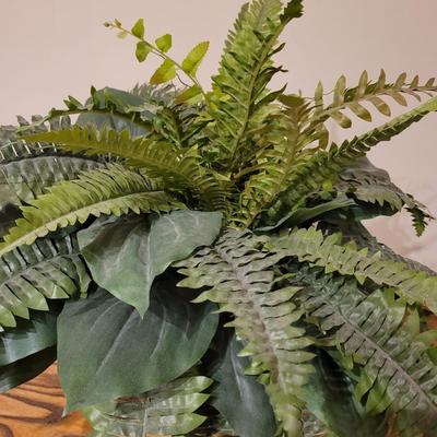Carved Wooden Sculptures and Faux Plants (UGB3-EL)