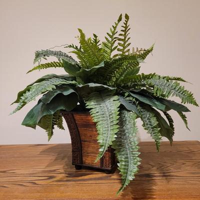 Carved Wooden Sculptures and Faux Plants (UGB3-EL)