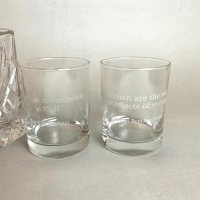 K1075 Decanter with Famous Saying Rock Glasses