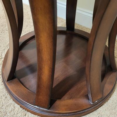 Contemporary Round Slatted End Table (UGB1-EL)