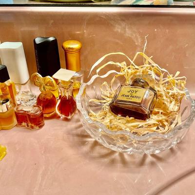 1082 Lot of Vintage Perfume Samples