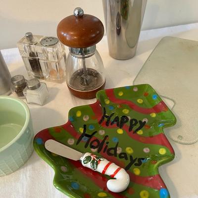 Assorted Kitchen Items (K)