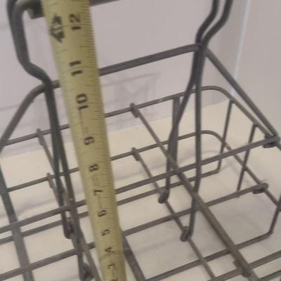 Vintage Wire One Pint Glass Dairy Milk Bottle Caddy