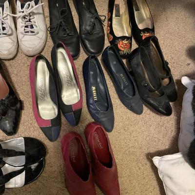 Ladies Shoes