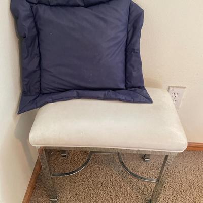 Cream stool with pillow