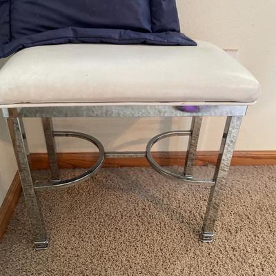 Cream stool with pillow