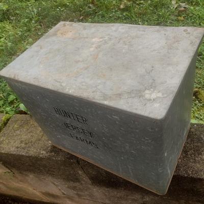 Vintage Hunter Jersey Metal Double Size Dairy Porch Box