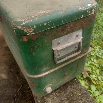 Vintage Metal Exterior Camping Cooler with Galvanized Interior Pan