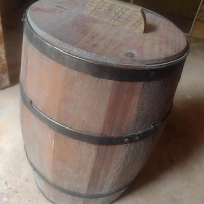 Vintage Oak Slat Barrell