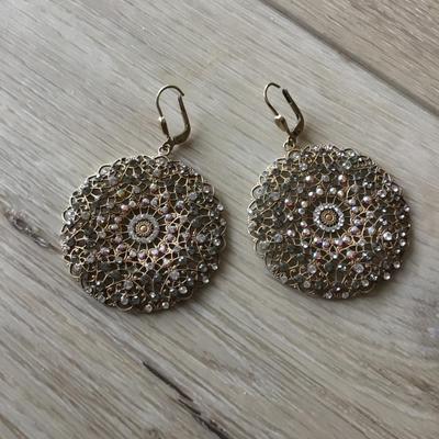 Beautiful vintage, gold tone, statement earrings
