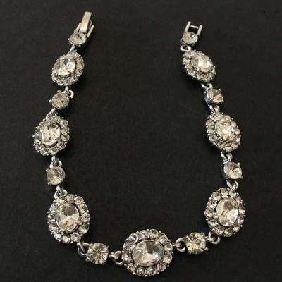 Gorgeous, vintage, rhinestone, silver tongue, tennis bracelet