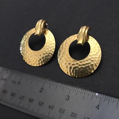 Vintage gold tone hammered statement earrings